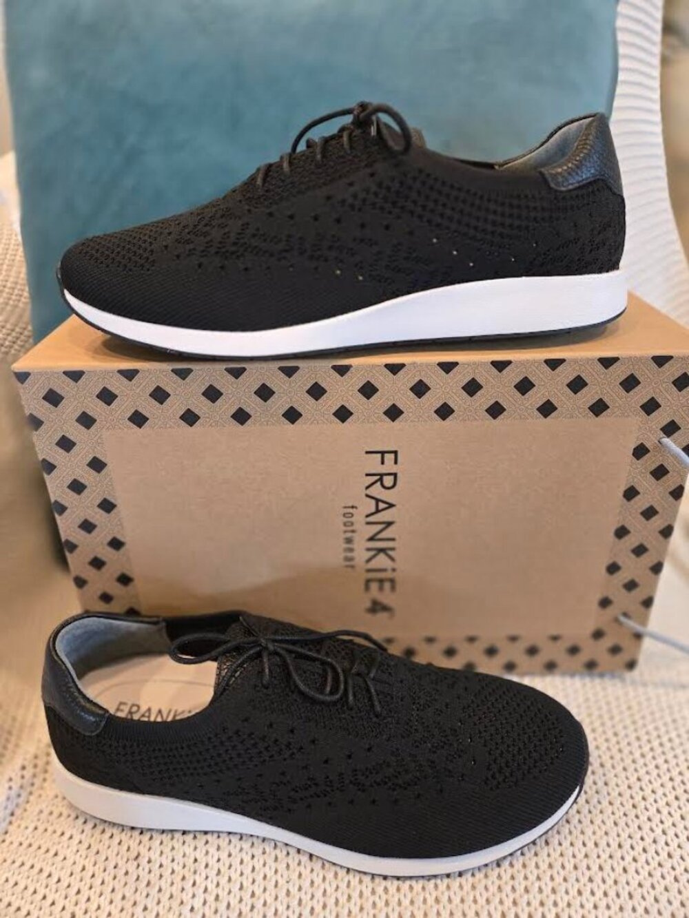 Frankie 4 Dimity Black Sneaker Size 9.5
